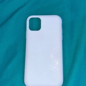 White iPhone 11/XR phone case